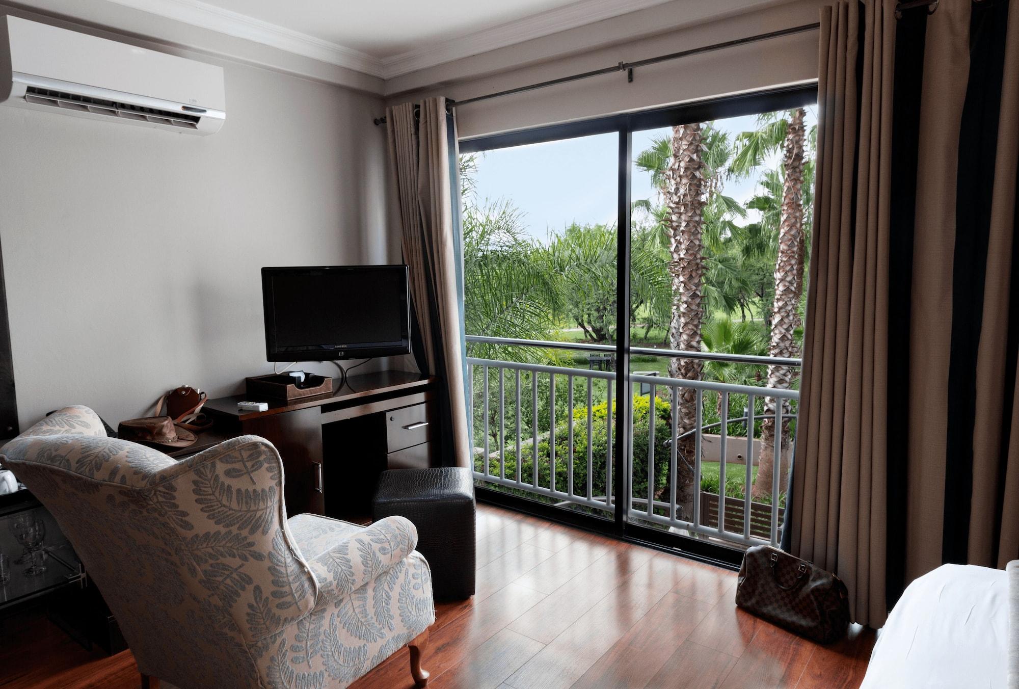 The Lakes Boutique Lodge Претория Экстерьер фото