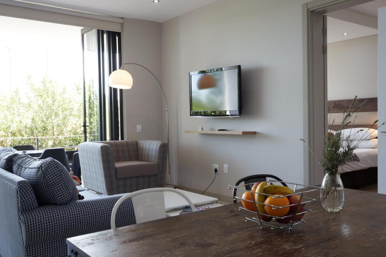 The Lakes Boutique Lodge Претория Экстерьер фото
