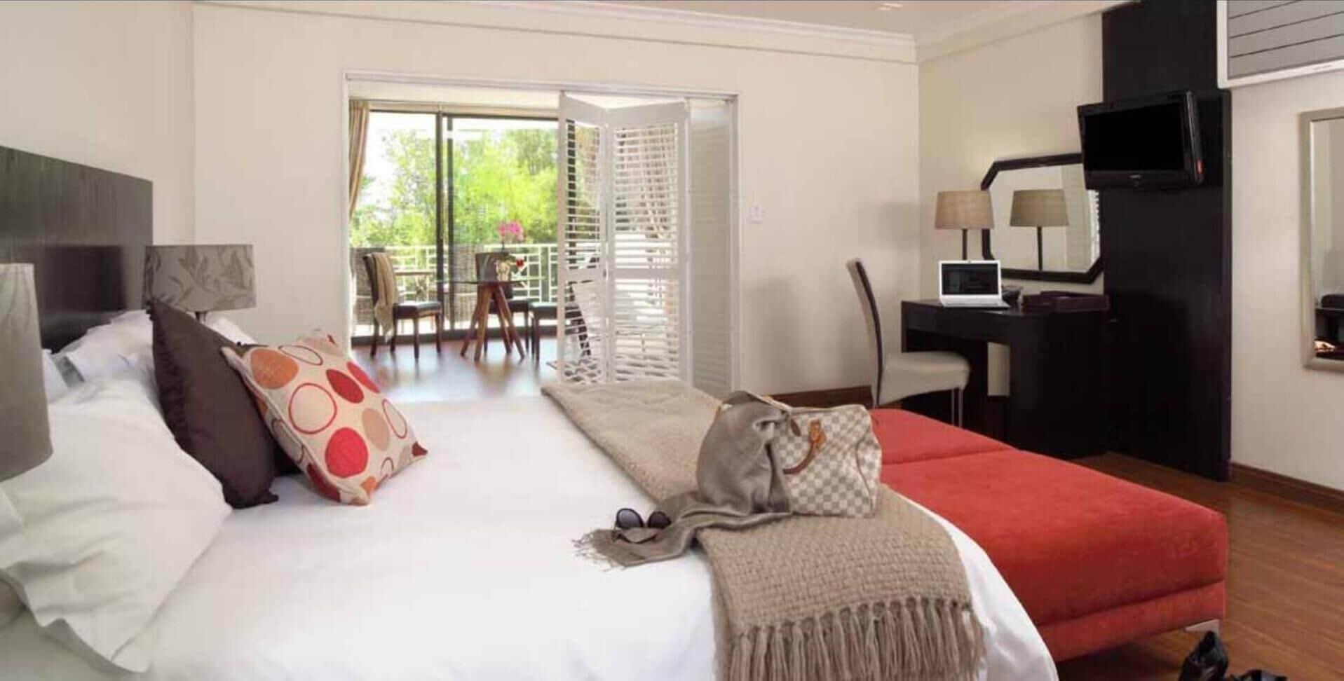 The Lakes Boutique Lodge Претория Экстерьер фото
