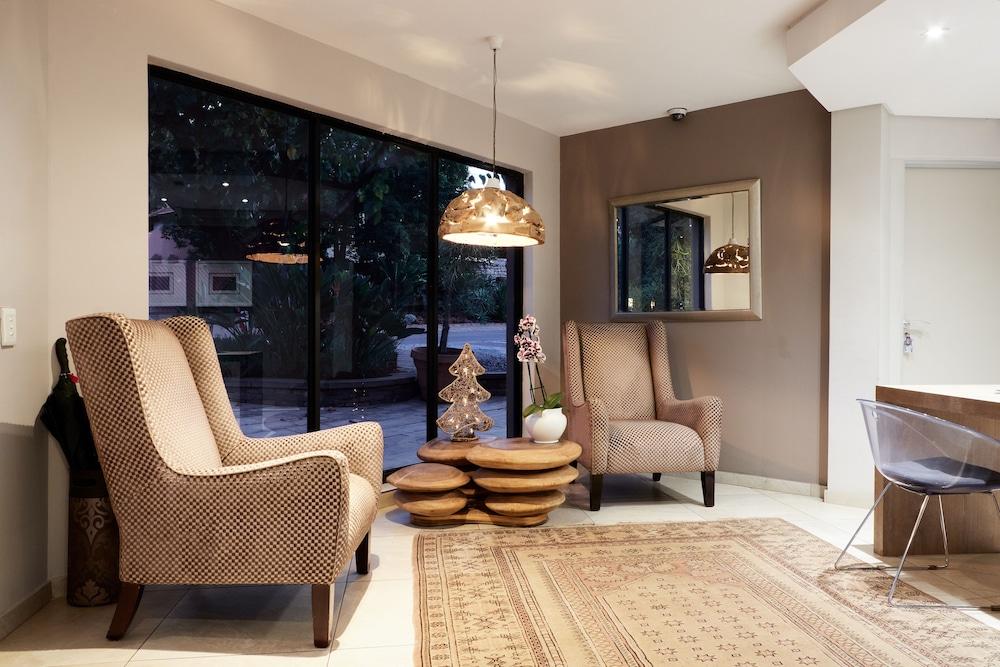 The Lakes Boutique Lodge Претория Экстерьер фото